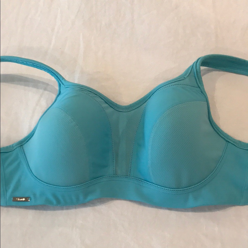 Chantelle Intimates Underwire Sports Bra “Peacock”